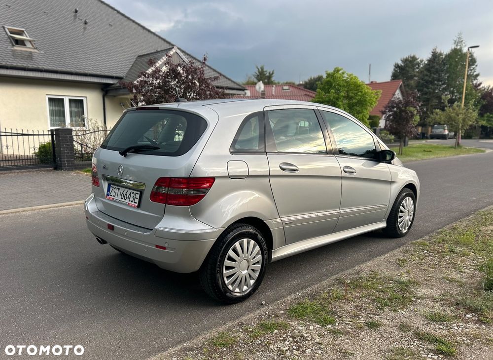 Mercedes-Benz Klasa B 150 - 6