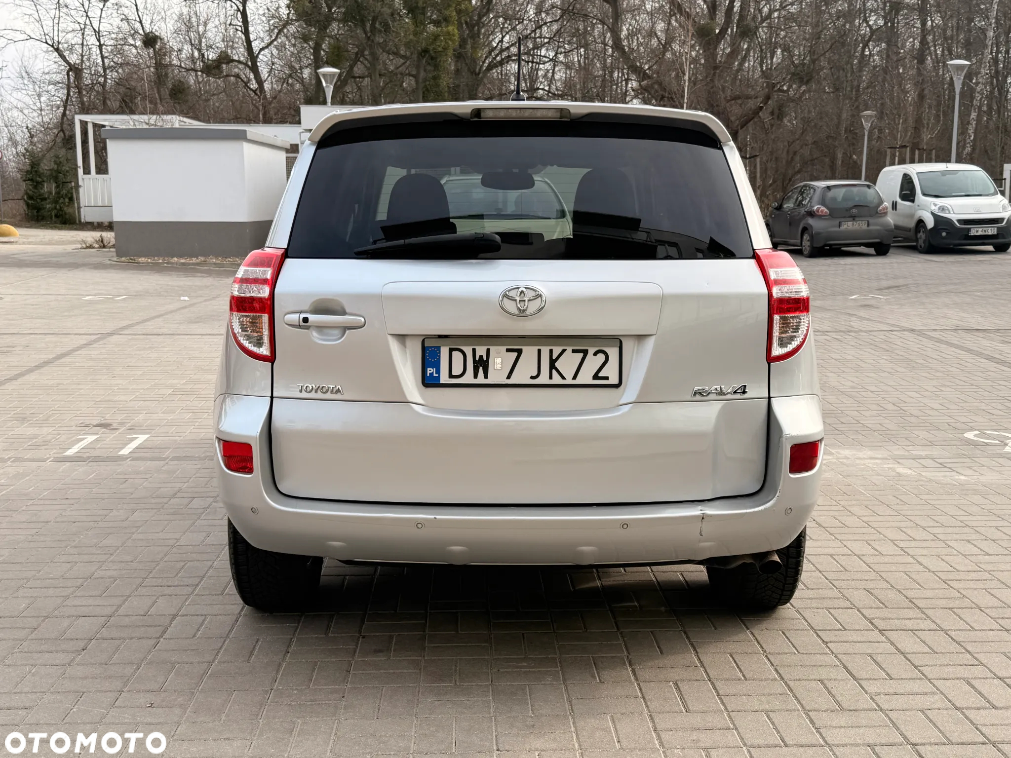 Toyota RAV4 - 4
