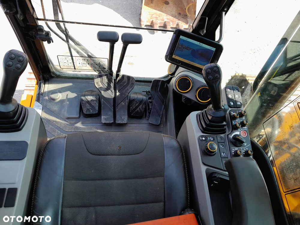 JCB 150X 2019R - 27