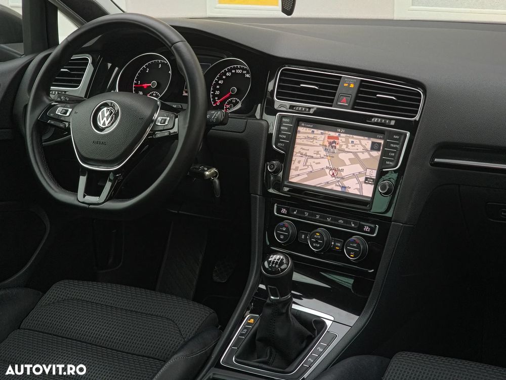 Volkswagen Golf 2.0 TDI (BlueMotion Technology) Highline - 5