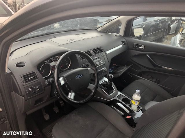 Dezmembrez Ford C MAX 1,8 tdci2008 - 3
