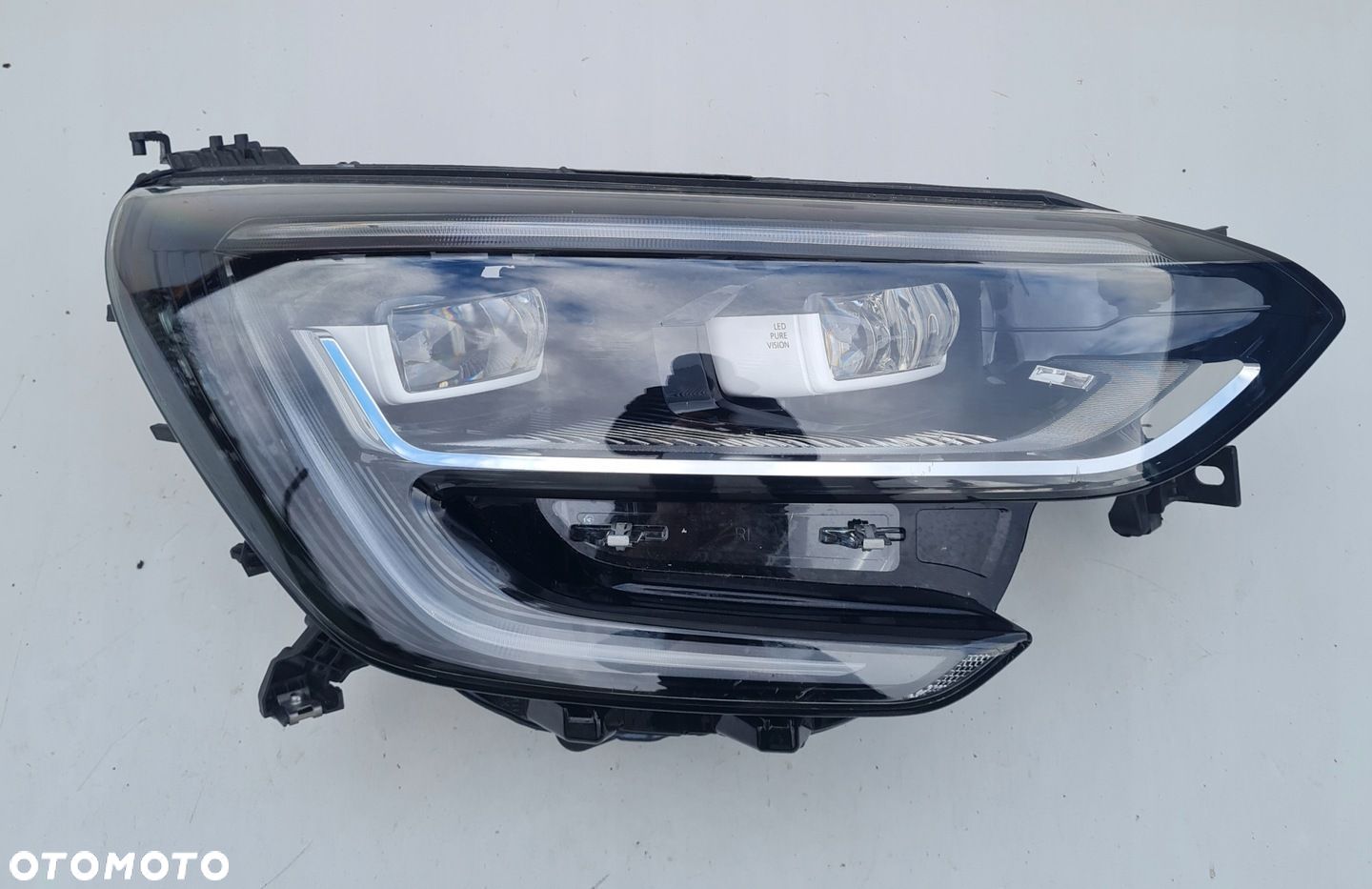 RENAULT MEGANE 4 IV LAMPA PRZEDNIA PRAWA LED PURE VISION - 1