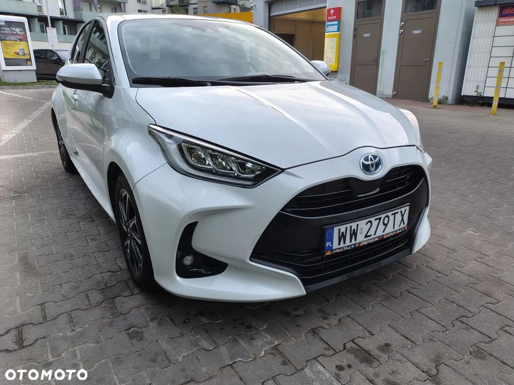 Toyota Yaris 1.5 Comfort CVT - 2