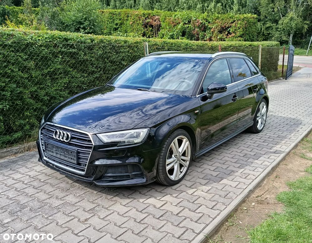 Audi A3 Sportback - 1