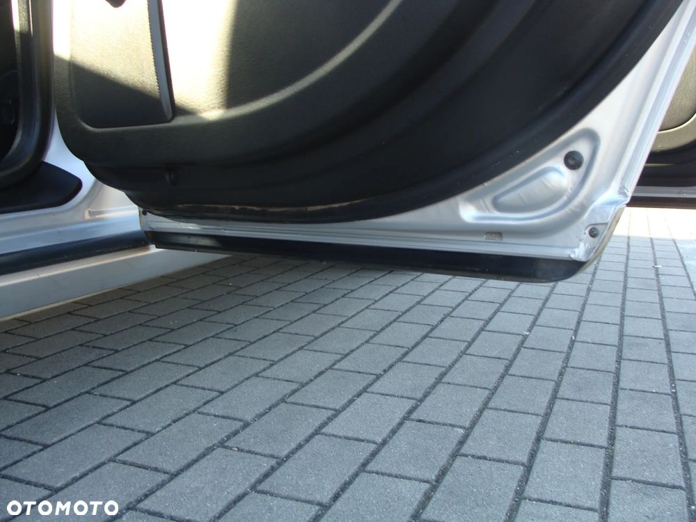 Audi A4 Avant - 22
