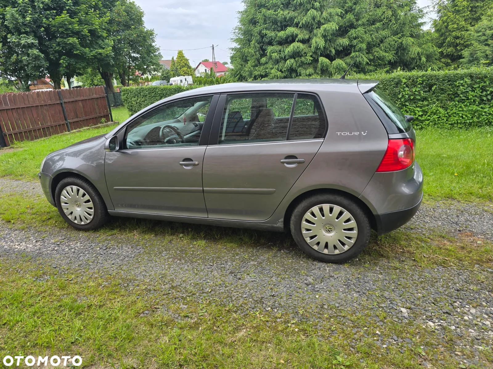 Volkswagen Golf 1.6 FSI Tour - 4
