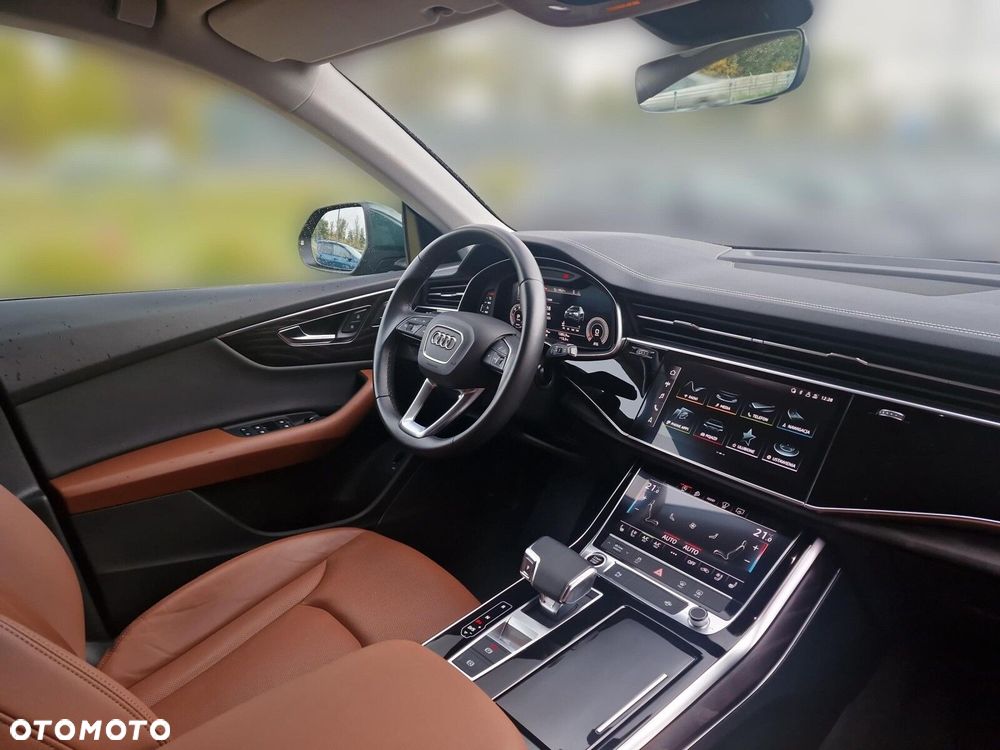 Audi Q8 - 9