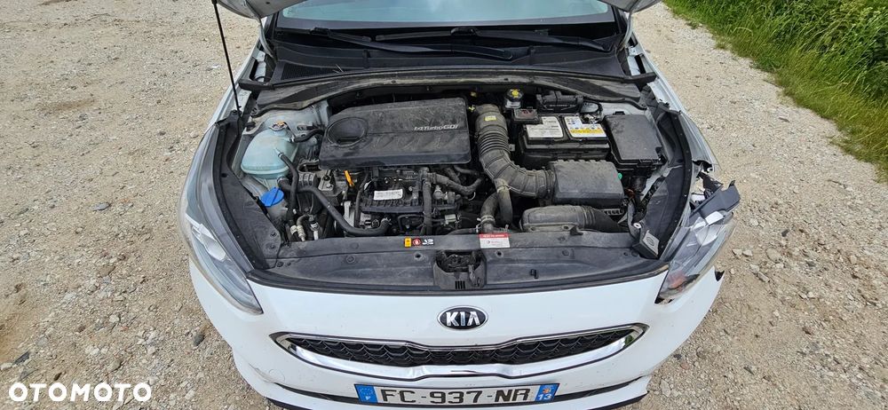 Kia Ceed - 23