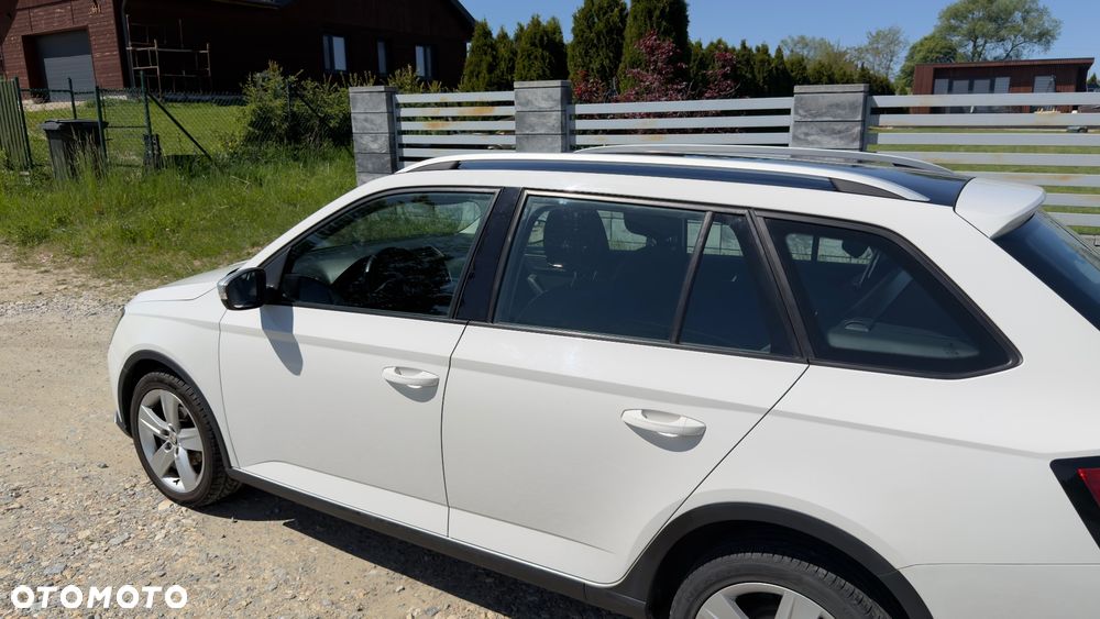 Skoda Fabia 1.0 TSI Ambition - 6
