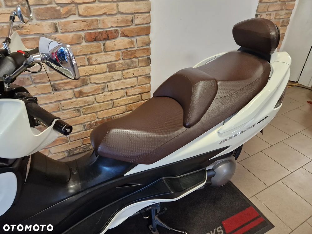 Suzuki Burgman - 21