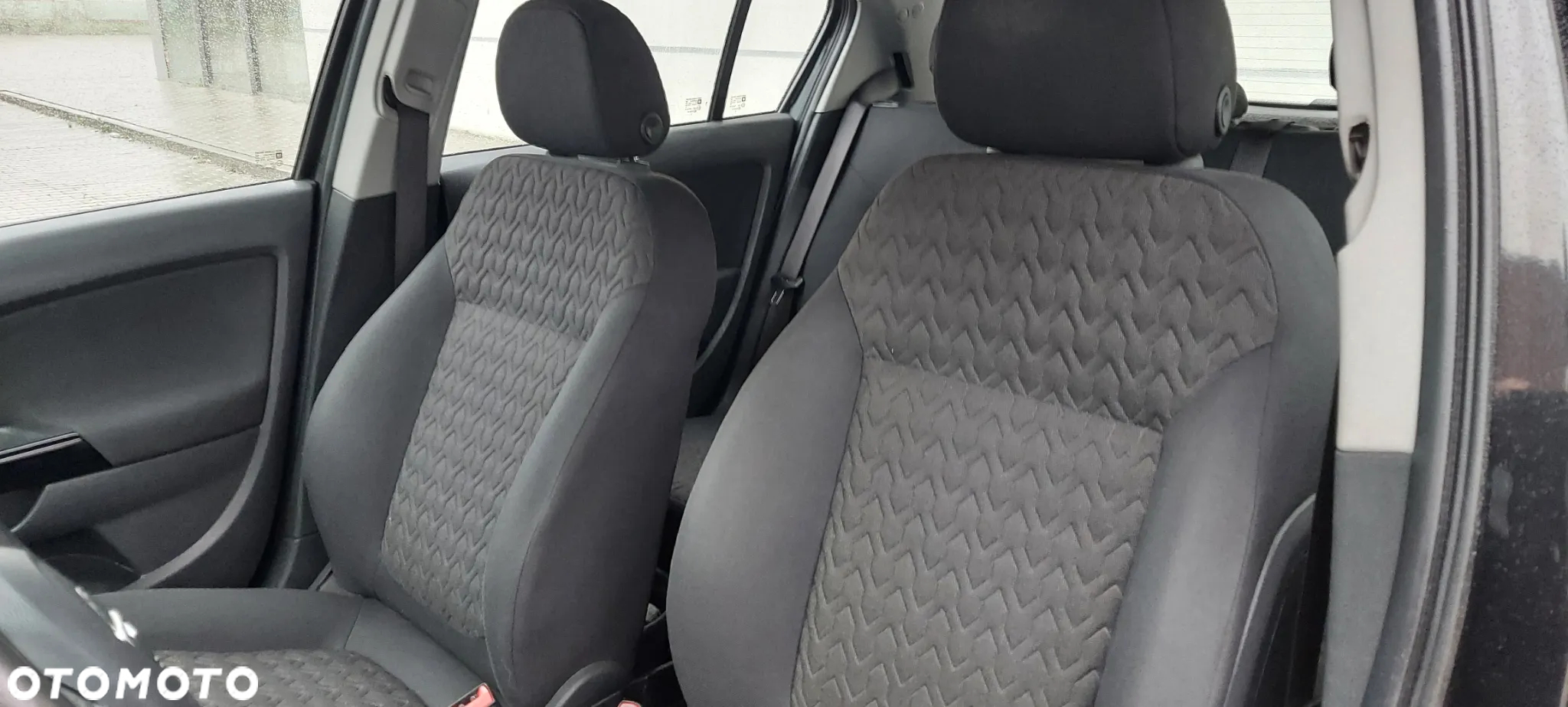 Opel Corsa 1.4 16V Cosmo - 26