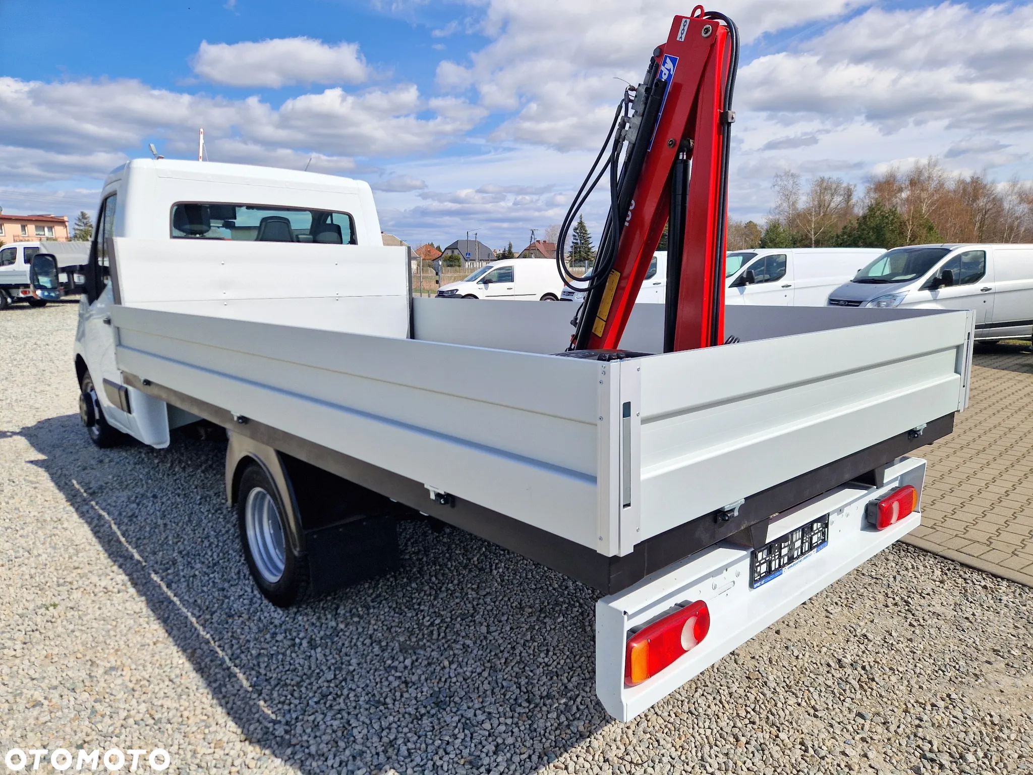 Renault MASTER 2,3 DCI 165 KONNA SKRZYNIA 4,1M HDS HMF 830 KG KLIMA BLIŻNIAKI DO 3,5T 157T/KM PRZEBIEGU GWARANCJA - 4