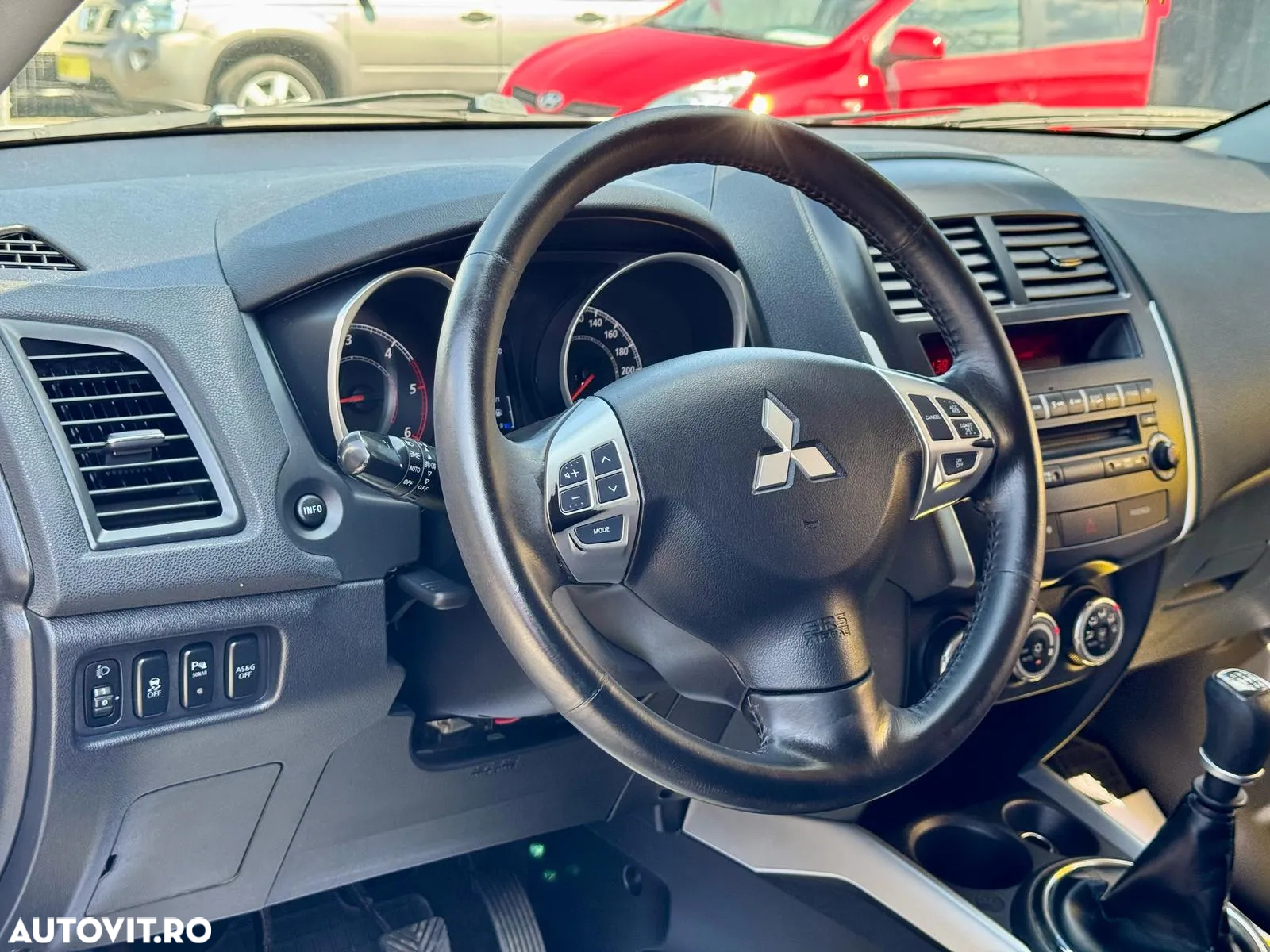 Mitsubishi ASX 1.8 DI-D 4WD Invite - 38
