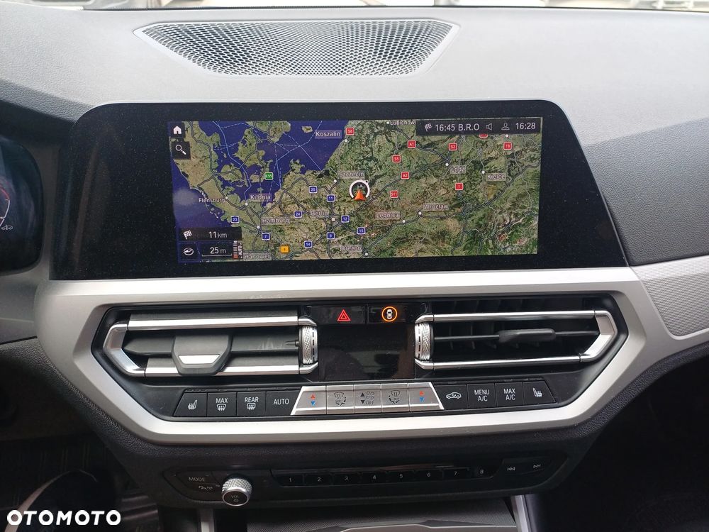 BMW Seria 3 318d Edition Luxury Line Purity - 18