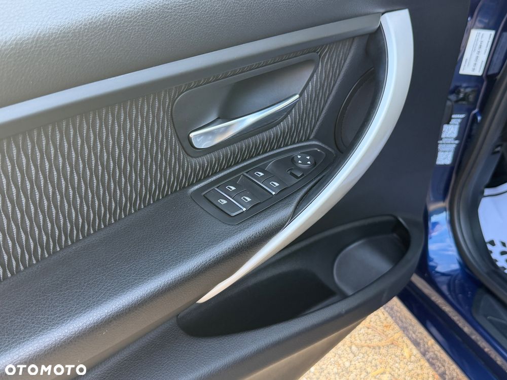 BMW Seria 3 318d Advantage - 18
