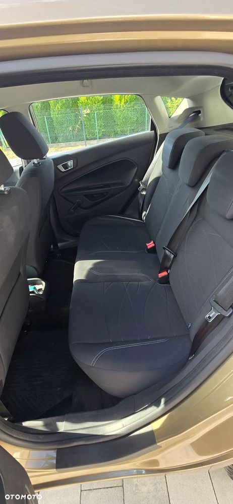 Ford Fiesta 1.25 Trend - 10