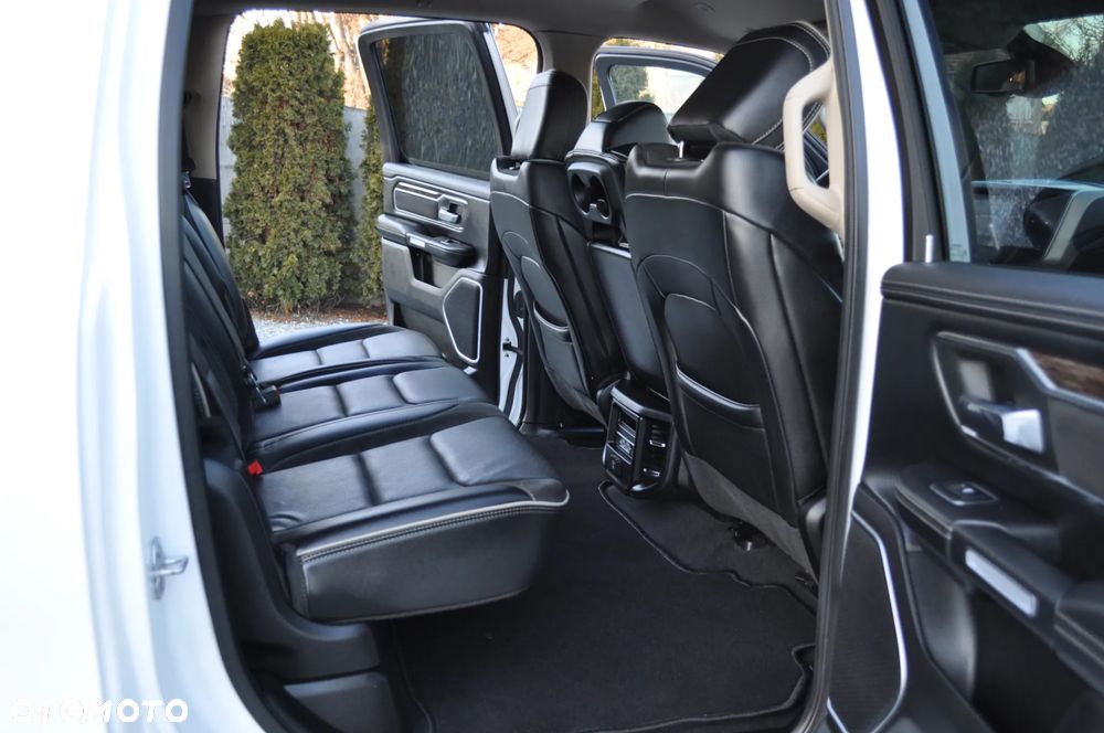 RAM 1500 Crew Cab Longbed Laramie - 14