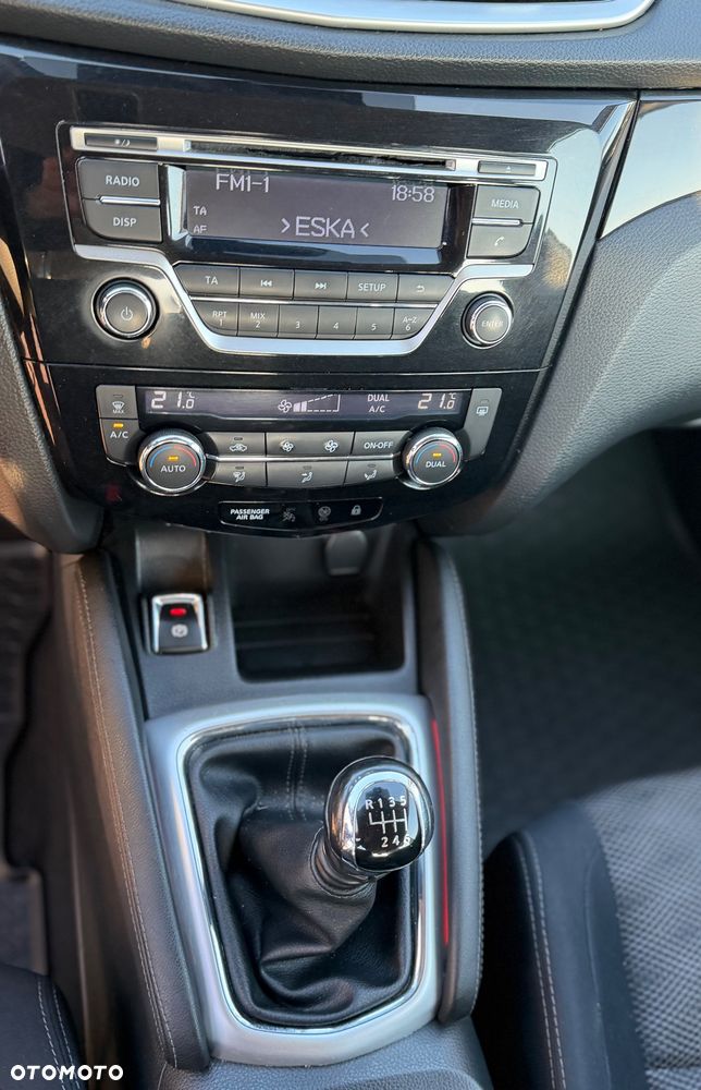 Nissan Qashqai 1.2 DIG-T Tekna EU6 - 15