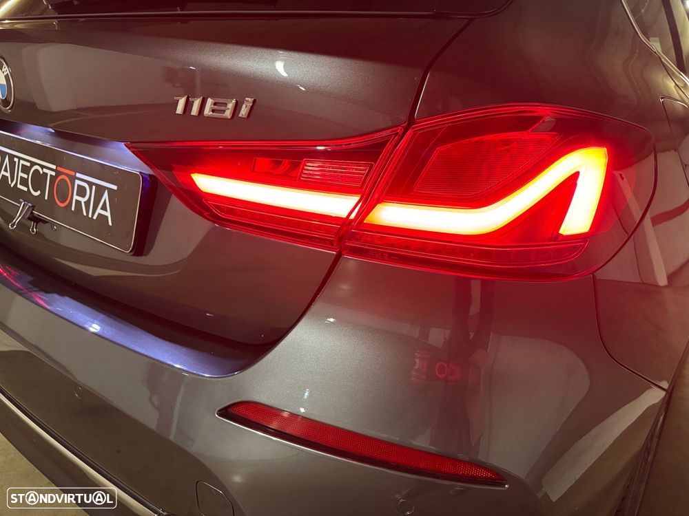 BMW 118 i Line Luxury Auto - 15