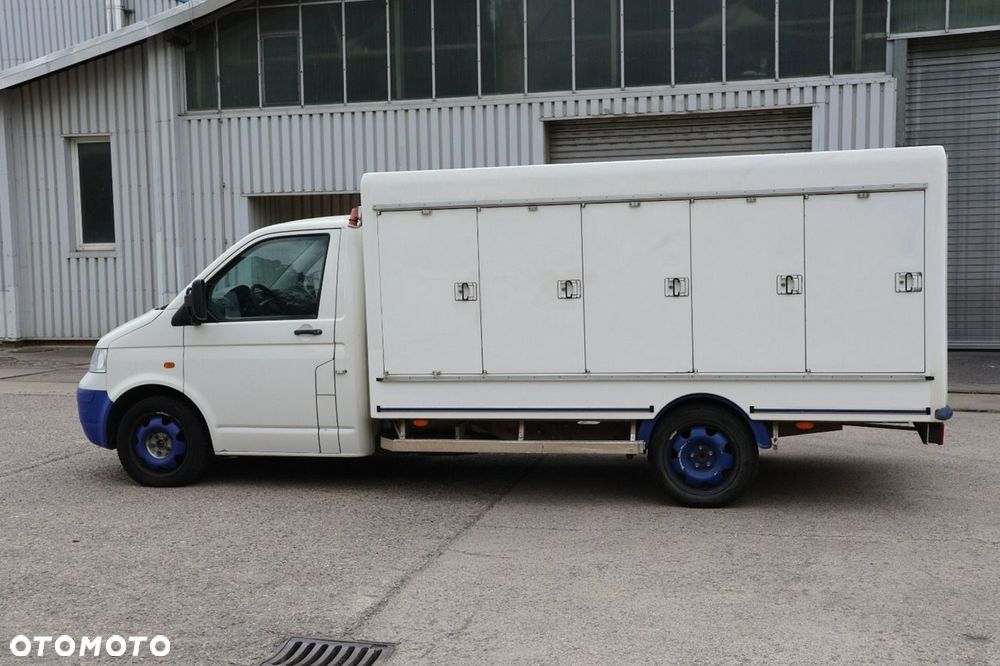 Volkswagen Transporter - 4