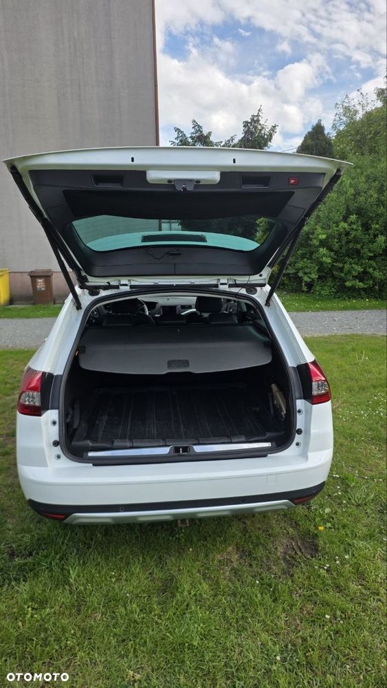 Citroën C5 HDi 165 FAP CrossTourer - 11