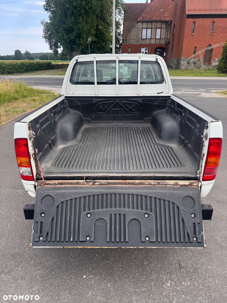 Toyota Hilux 3.0 D-4D Invincible - 24