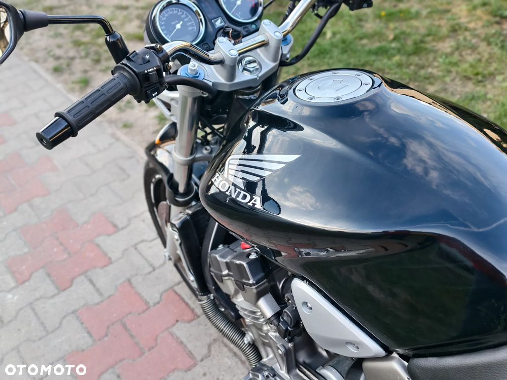 Honda Hornet - 32