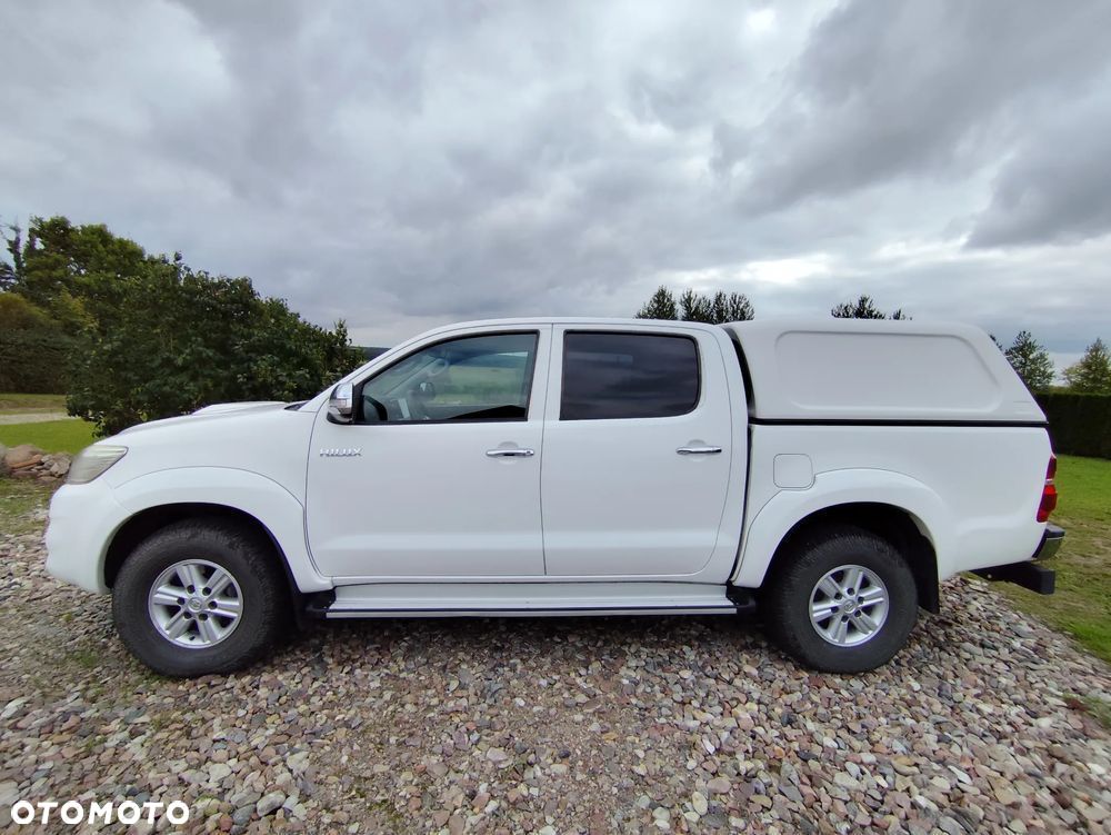 Toyota Hilux 3.0 D-4D SR5-X - 7