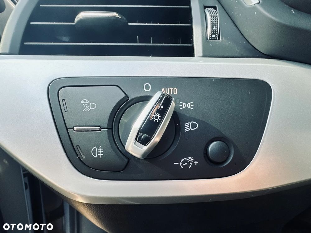 Audi A4 Avant 2.0 TDI S tronic - 19