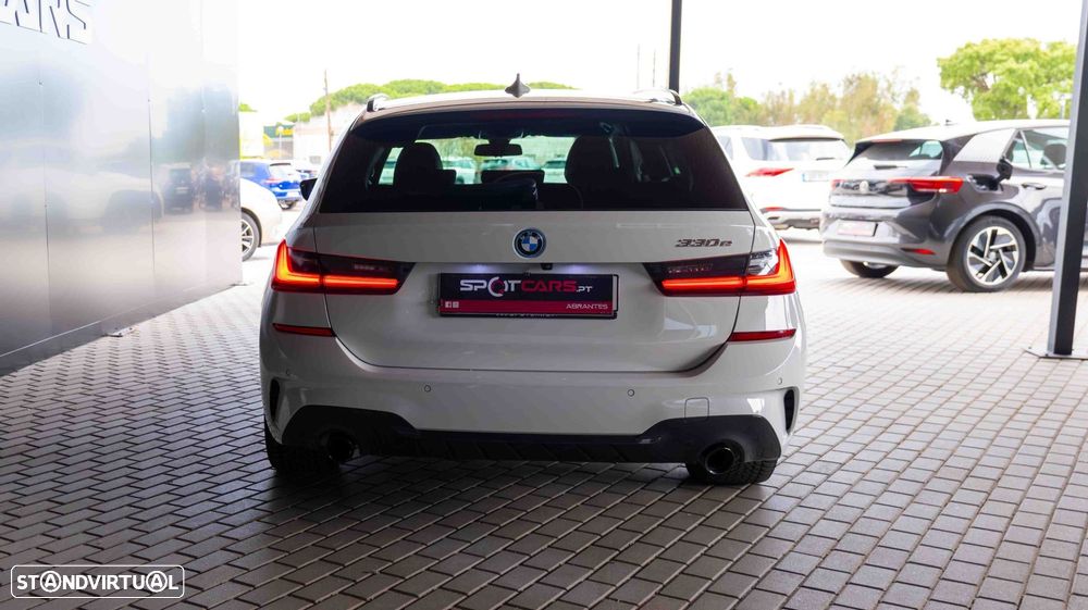 BMW 330 e Touring Pack Desportivo M Pro Auto - 9