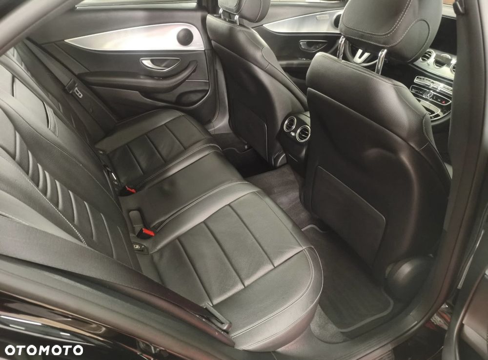 Mercedes-Benz Klasa E 220 d 9G-TRONIC AMG Line - 29