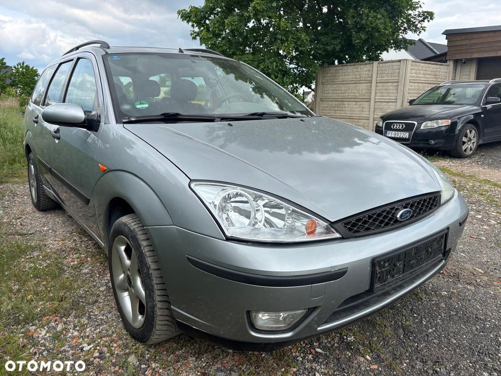 Ford Focus 1.8 Ambiente - 3