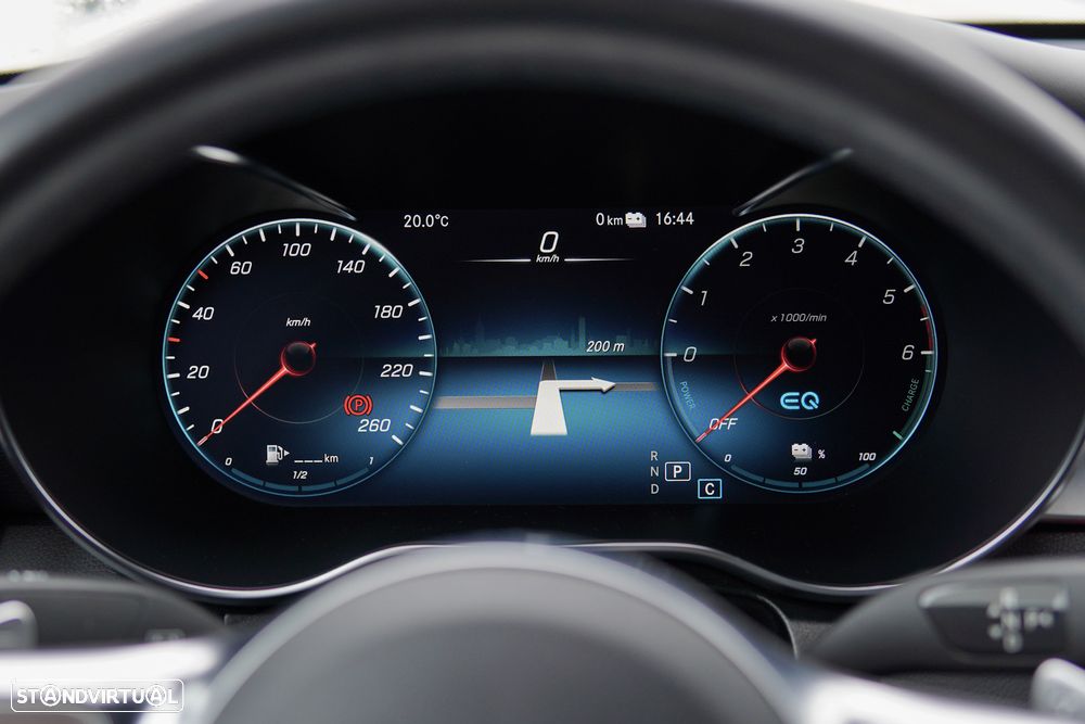 Mercedes-Benz GLC 300 e 4Matic - 21