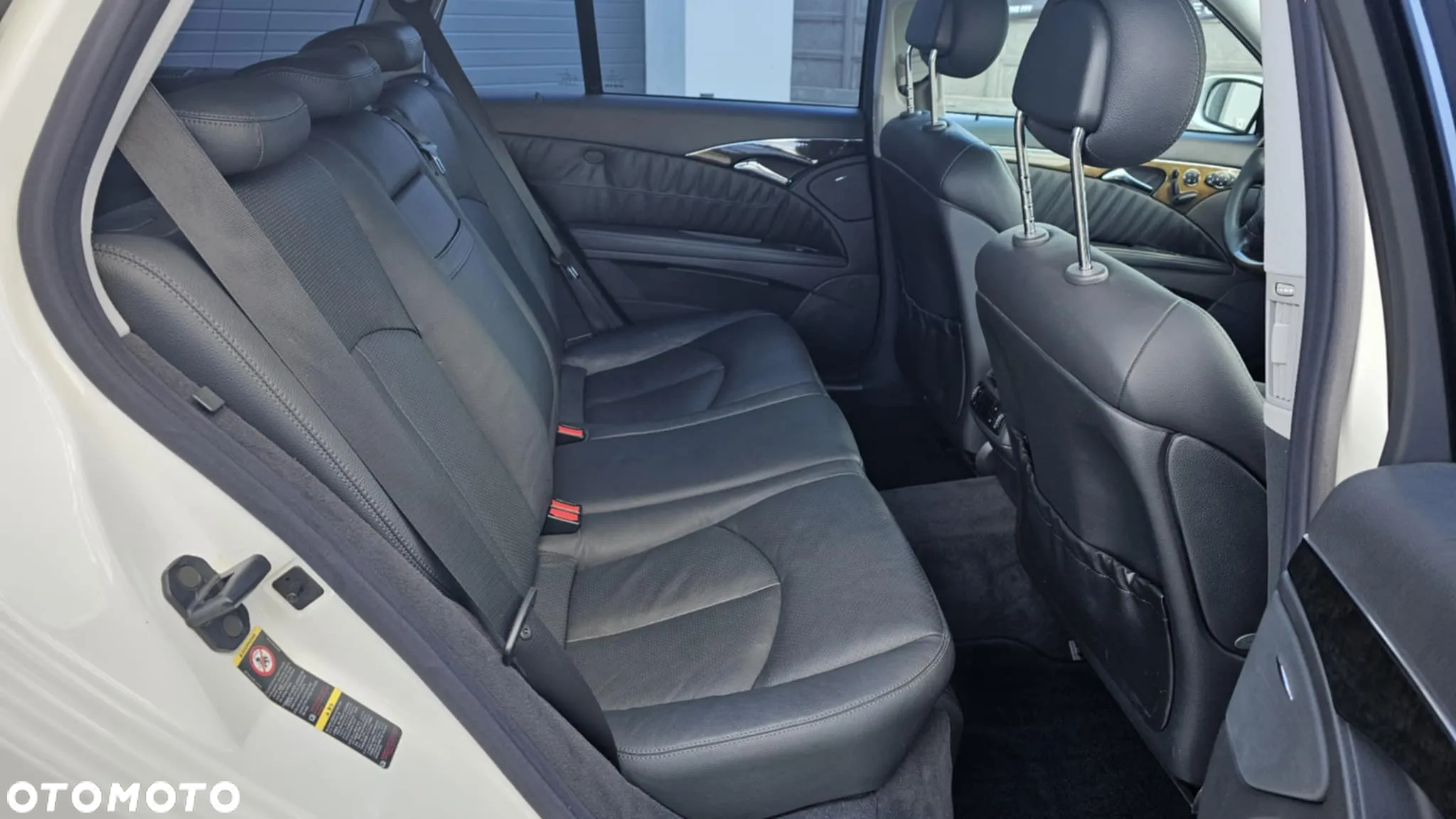 Mercedes-Benz Klasa E 500 T Avantgarde Sport Edition AMG - 18