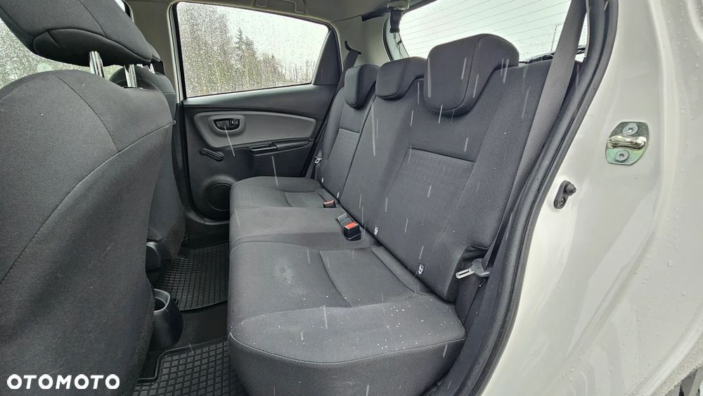 Toyota Yaris 1.0 Active - 8