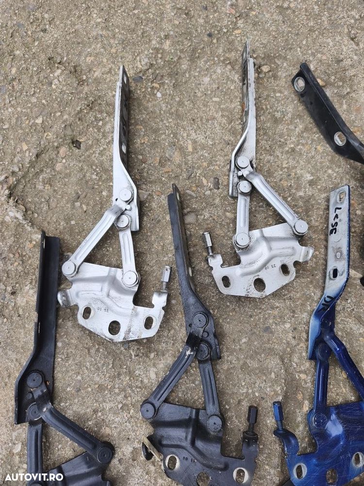 Suport far/suport aripă/suport bară/balama capotă Volkswagen Passat B6 - 6