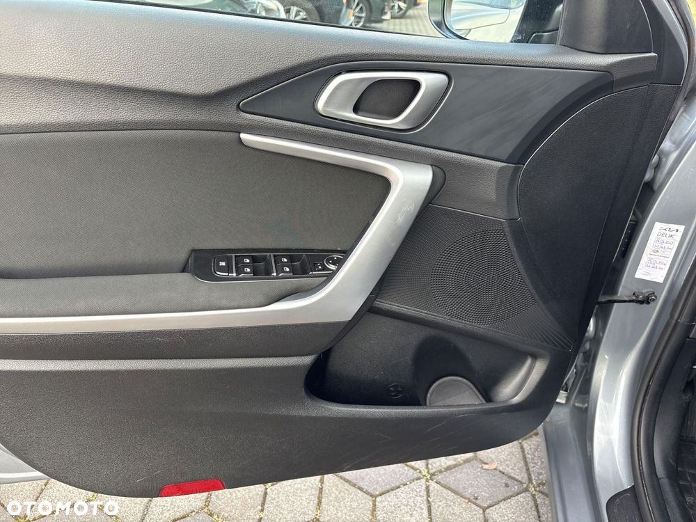 Kia Ceed 1.5 T-GDI M DCT - 10