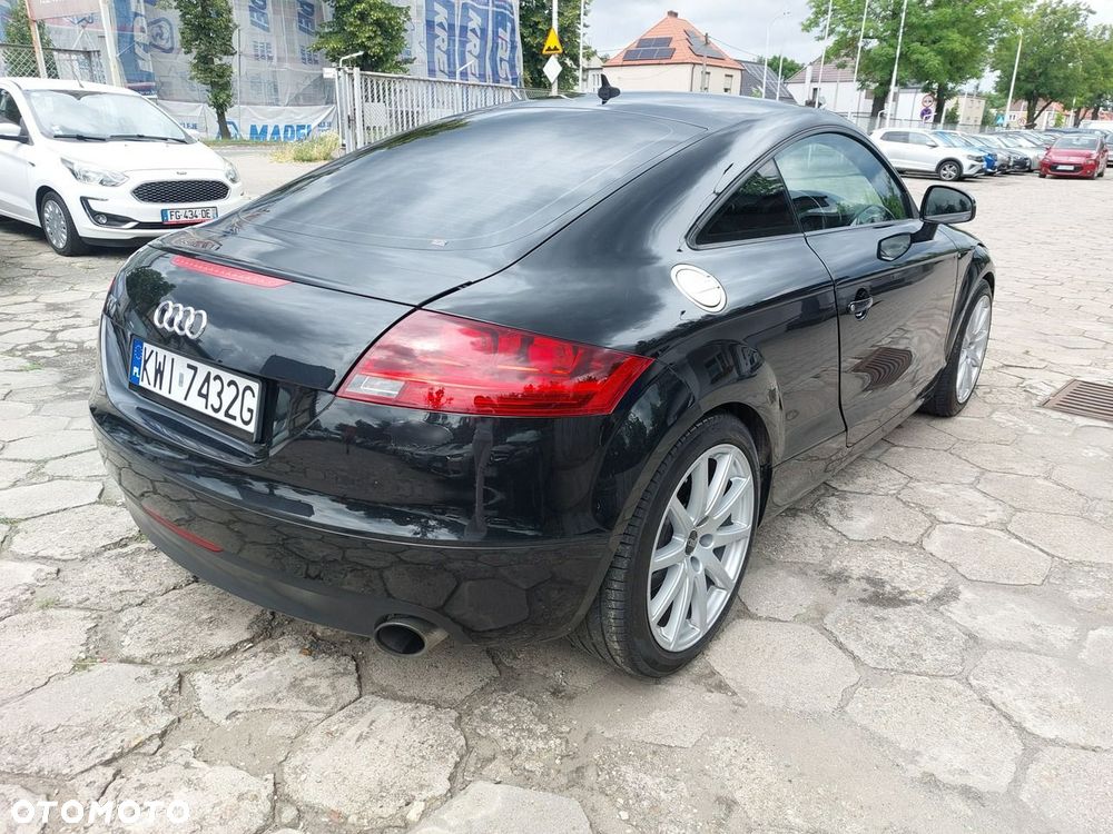 Audi TT Coupé - 8