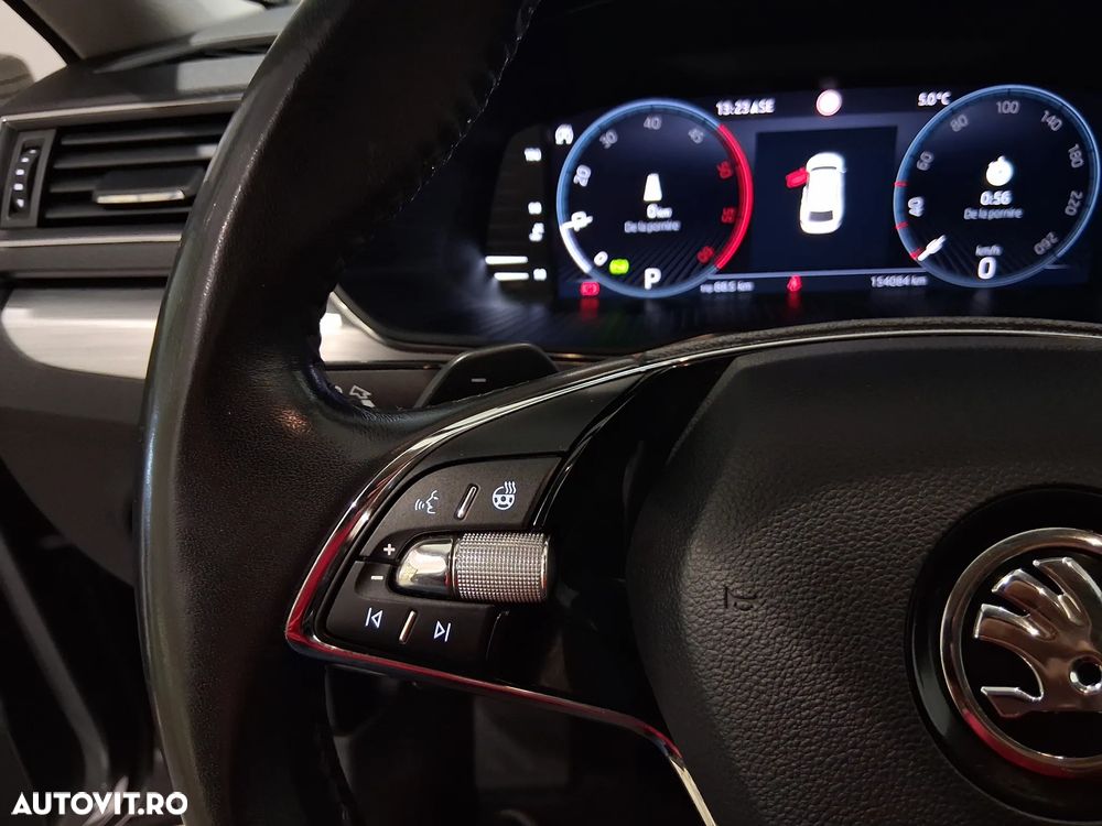 Skoda Superb 2.0 TDI DSG Ambition - 17