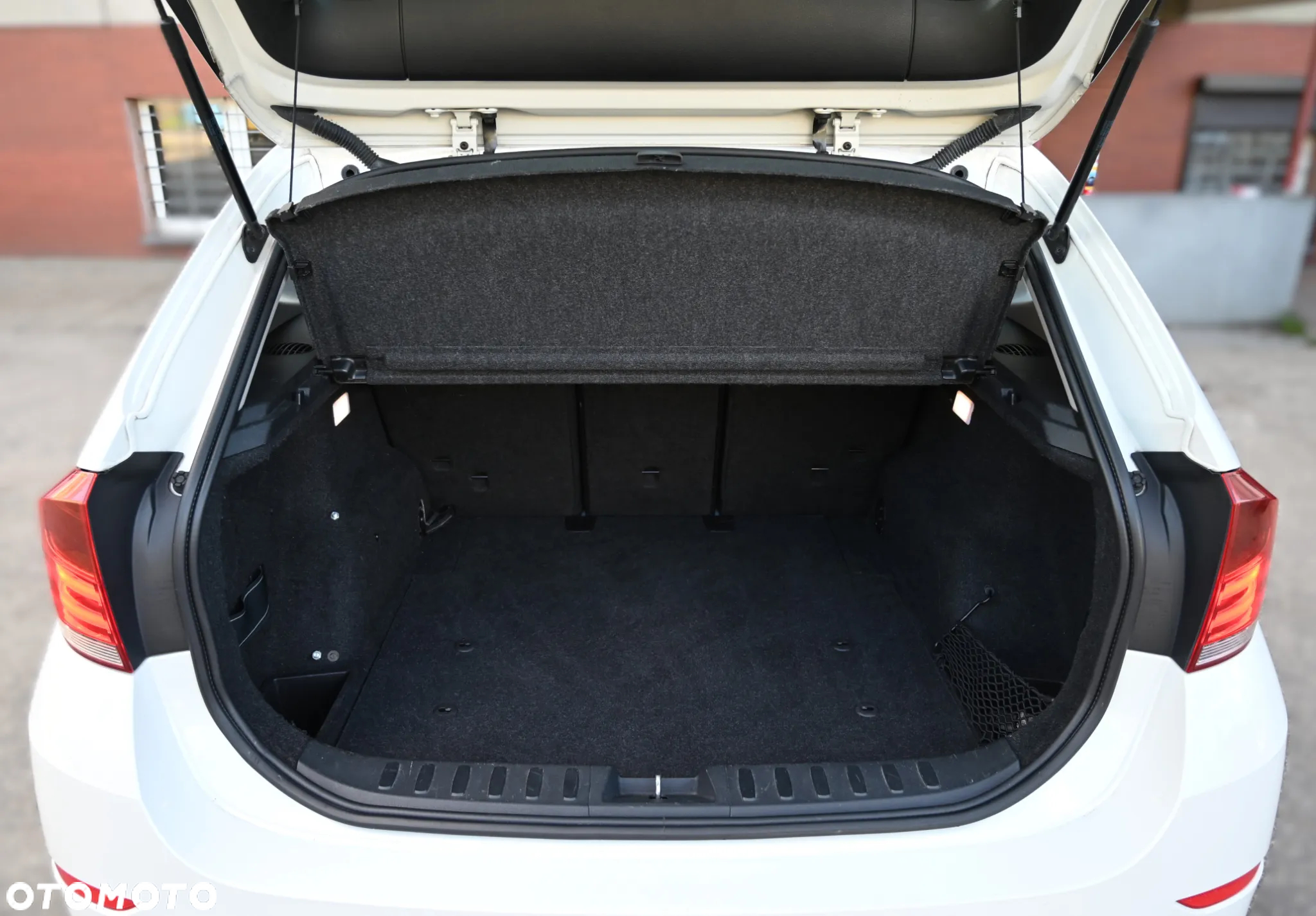 BMW X1 - 32