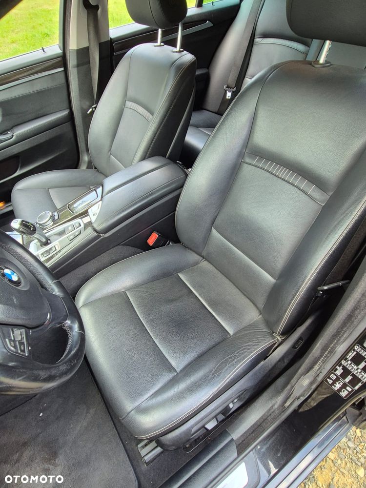 BMW Seria 5 520d Luxury Line - 24