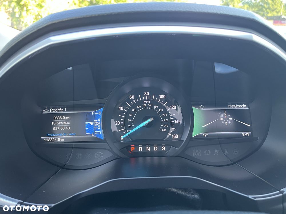 Ford Edge - 8