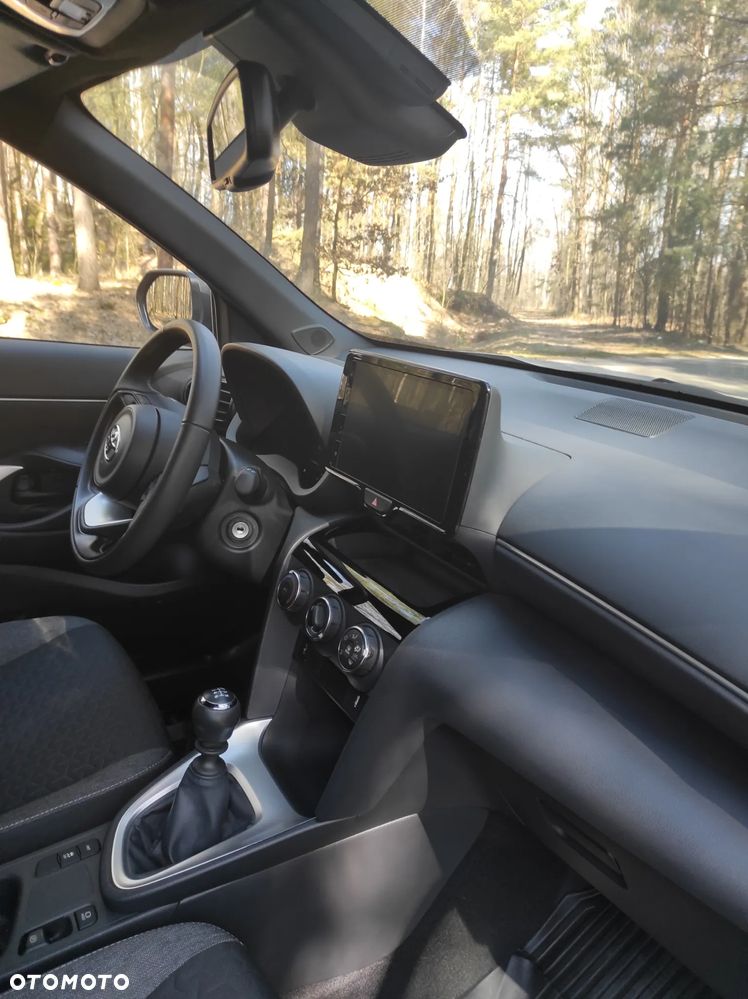 Toyota Yaris 1.5 Comfort - 22