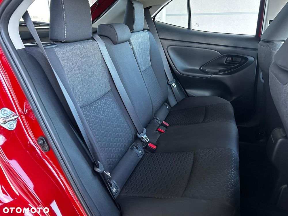 Toyota Yaris Cross Hybrid 1.5 Comfort - 17