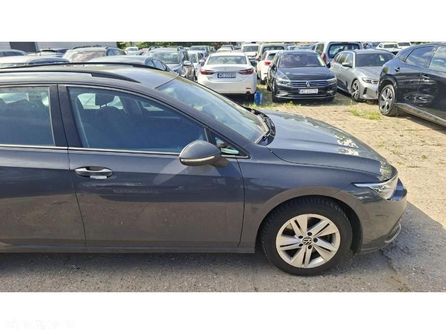 Volkswagen Golf - 6