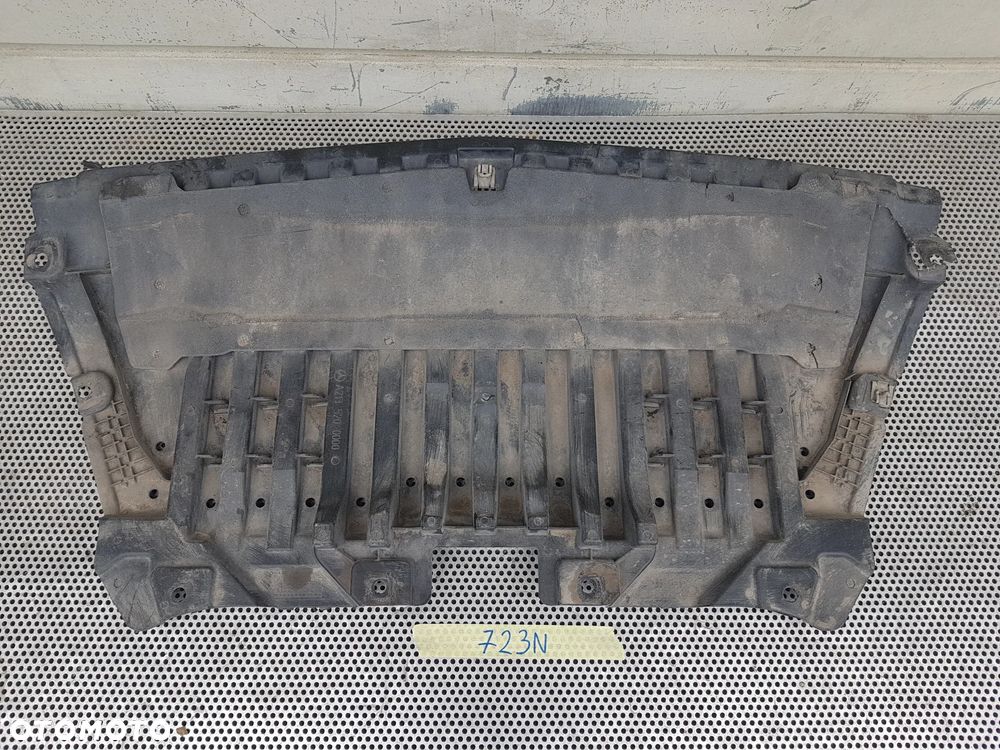 Mercedes W213 E Płyta Osłona Pod Zderzak Przód - 8
