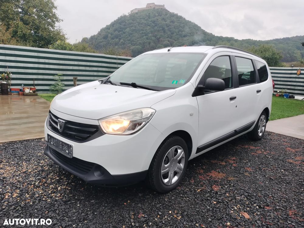 Dacia Lodgy dCi 90 Essential - 16