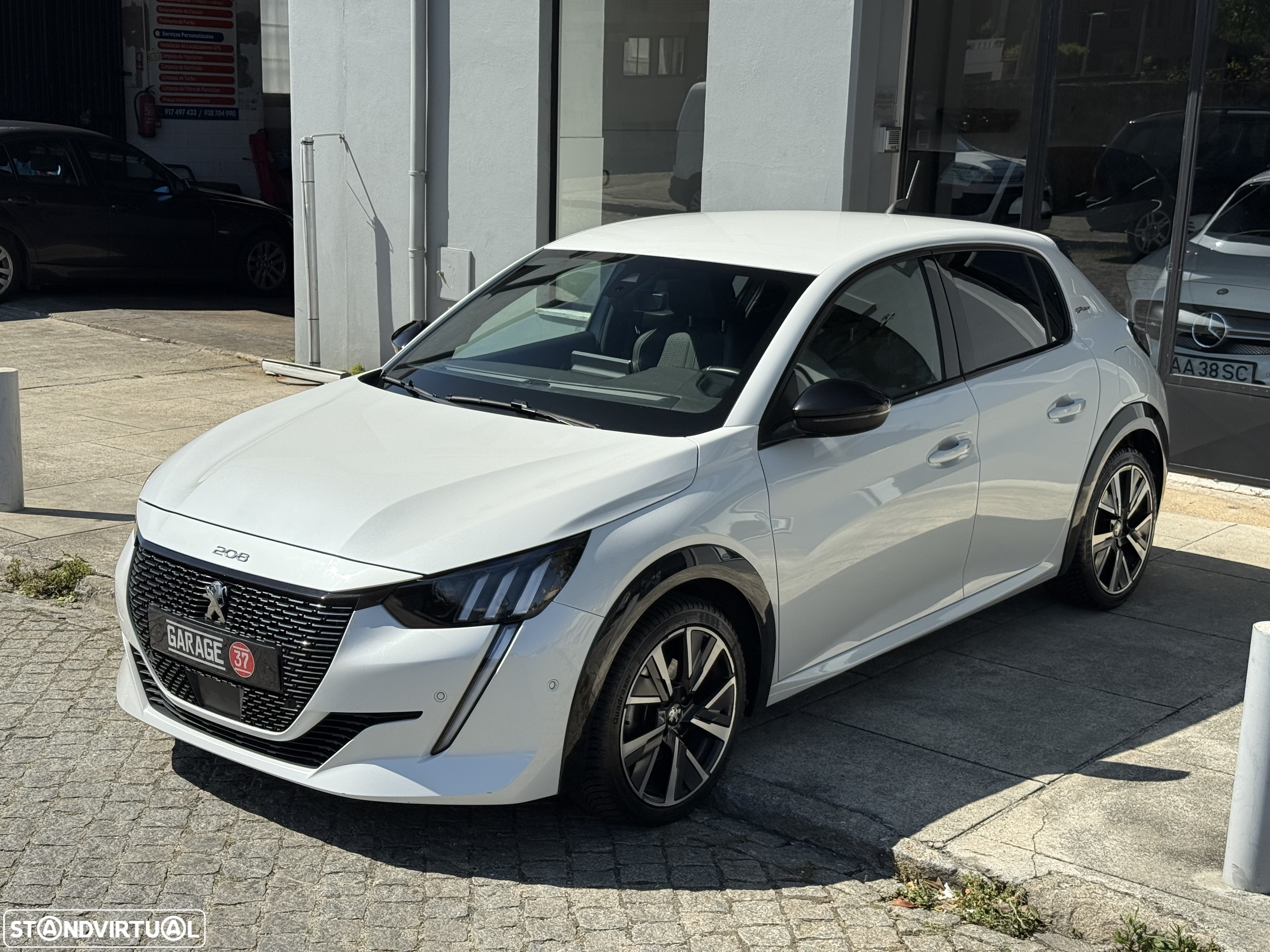Peugeot 208 1.2 PureTech GT - 5