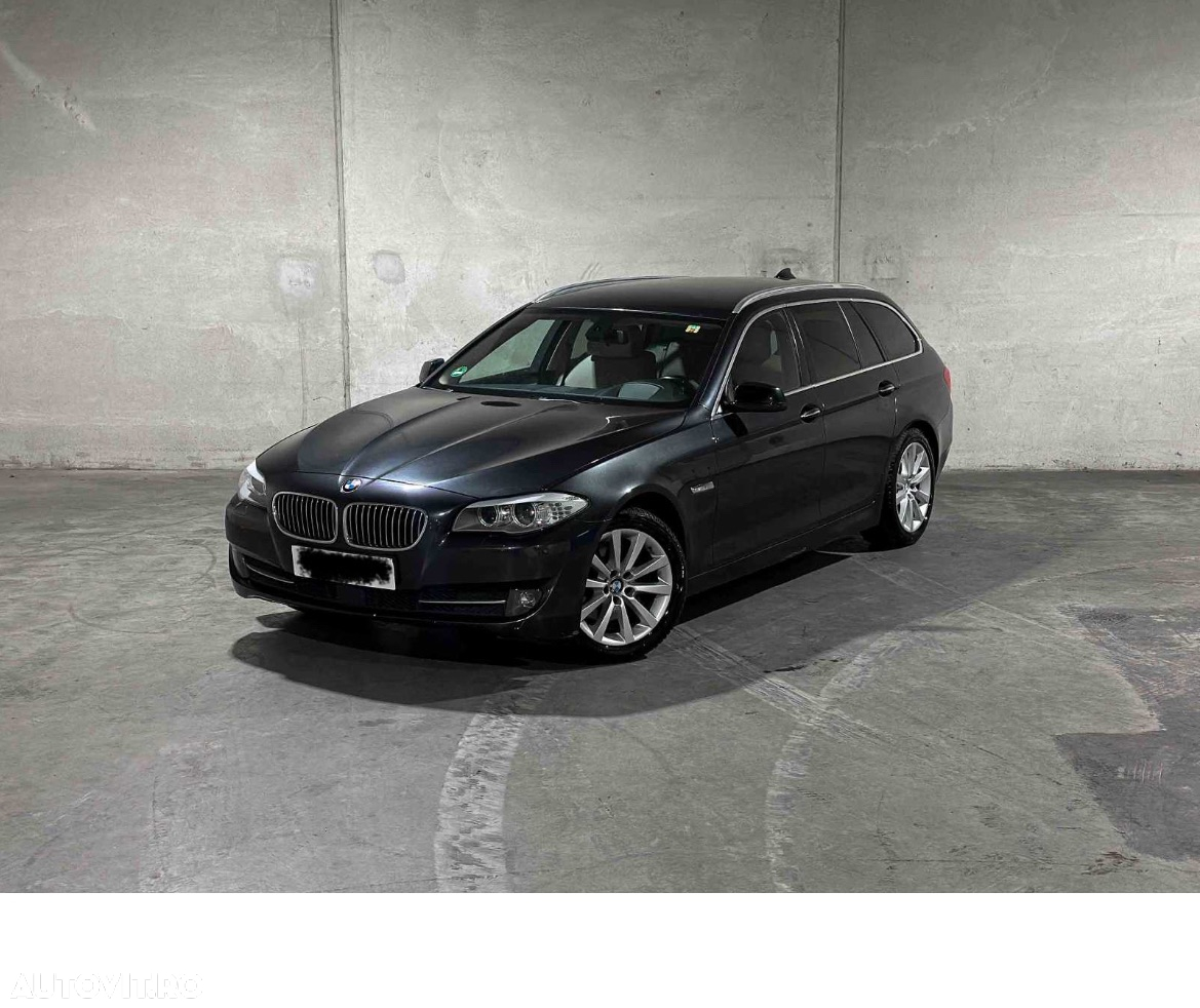 BMW Seria 5 528i Touring Sport-Aut. - 2