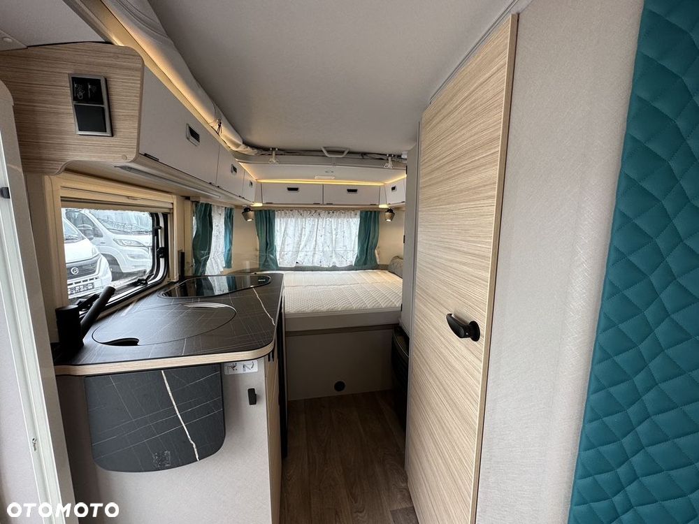 Hymer-Eriba Touring 430 - 18